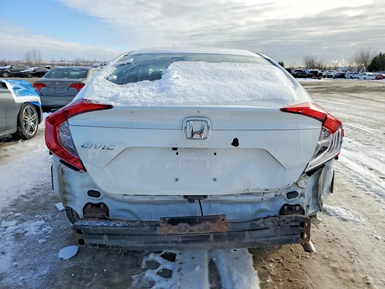 2HGFC2F72LH019863 HONDA CIVIC 2020 WHITE Photo 6