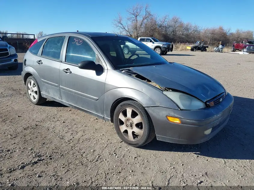 FORD FOCUS 2002. Lot# 44575405. VIN 3FAFP37372R175720. Photo 1
