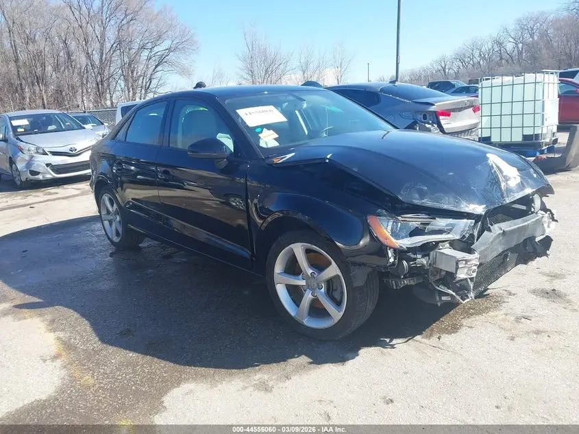AUDI A3 2015. Lot# 44556060. VIN WAUACGFF5F1102443. Photo 1