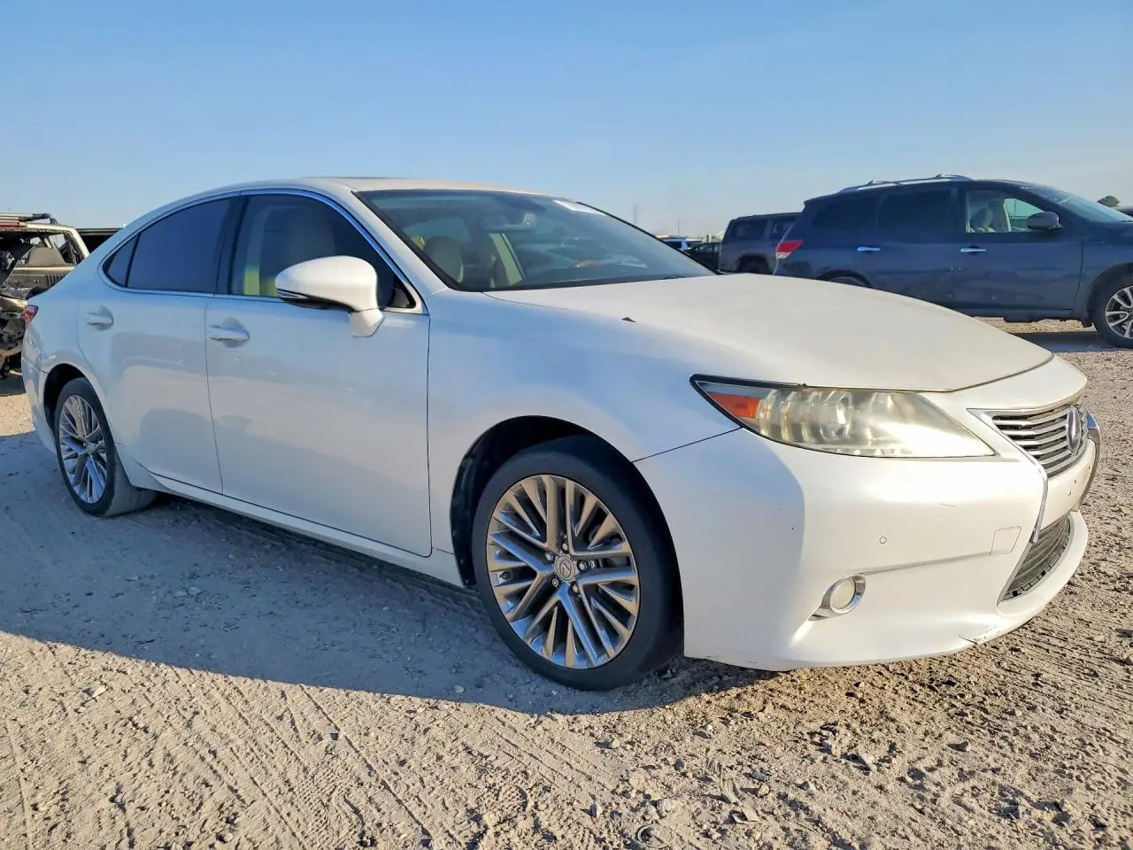 JTHBW1GG9D2006257 LEXUS ES 300H 2013 WHITE Photo 4