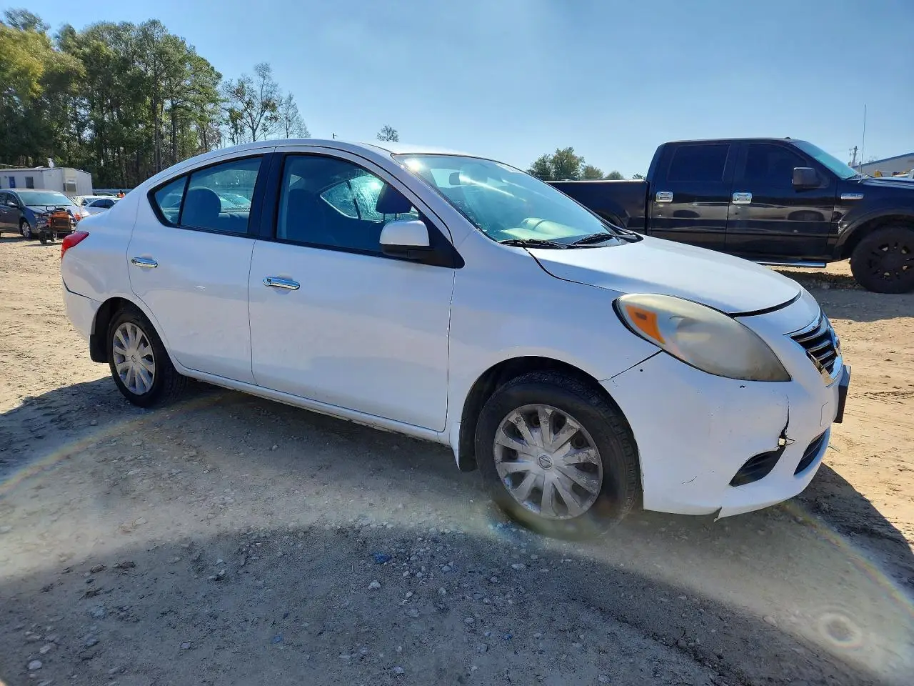 3N1CN7AP8CL865327 NISSAN VERSA 2012 WHITE Photo 4