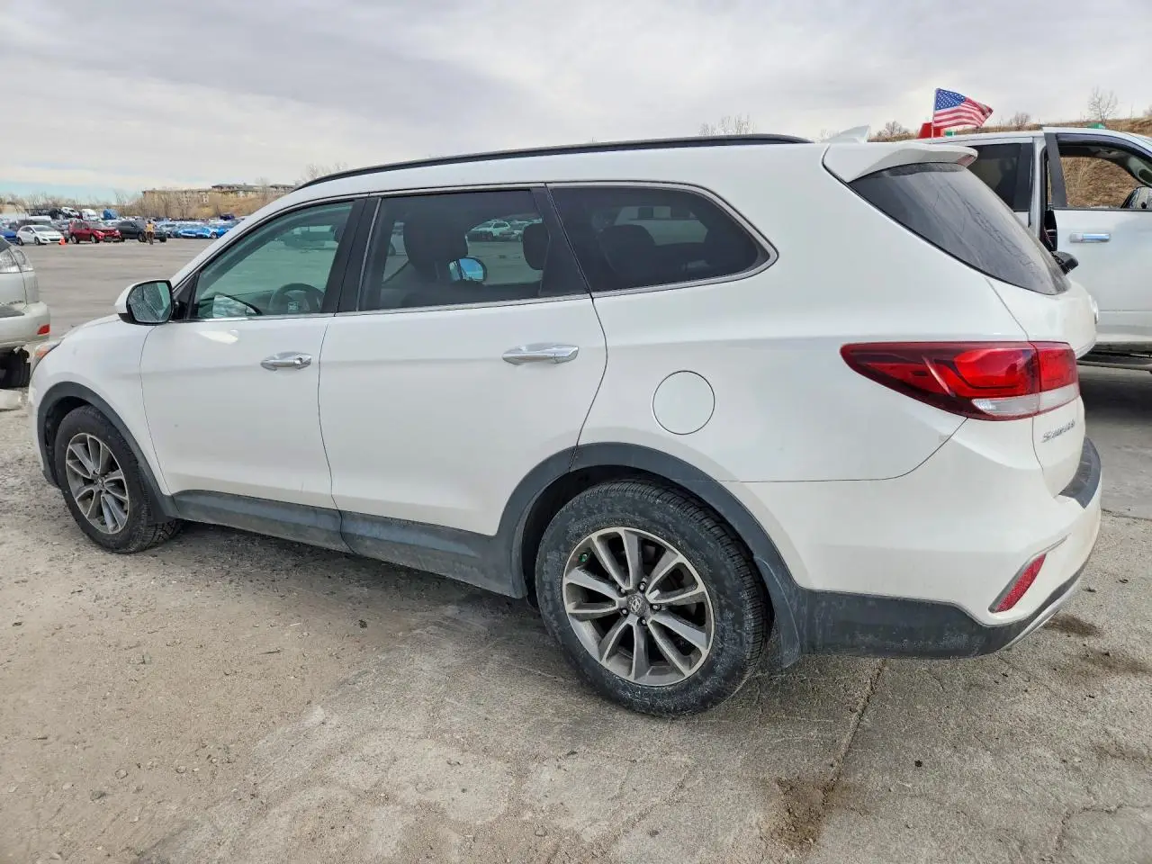 KM8SMDHF0HU223295 HYUNDAI SANTA FE 2017 WHITE Photo 2