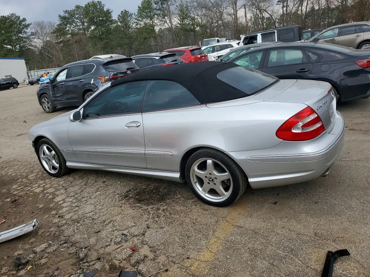 WDBTK75G94T017792 MERCEDES-BENZ CLK-CLASS 2004 SILVER Photo 2