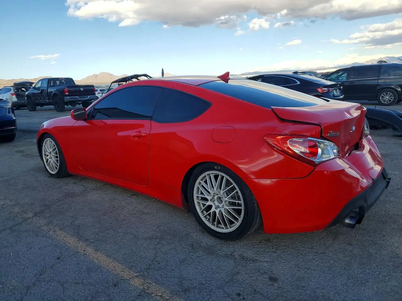 KMHHT6KD2CU070492 HYUNDAI GENESIS COUPE 2012 RED Photo 2