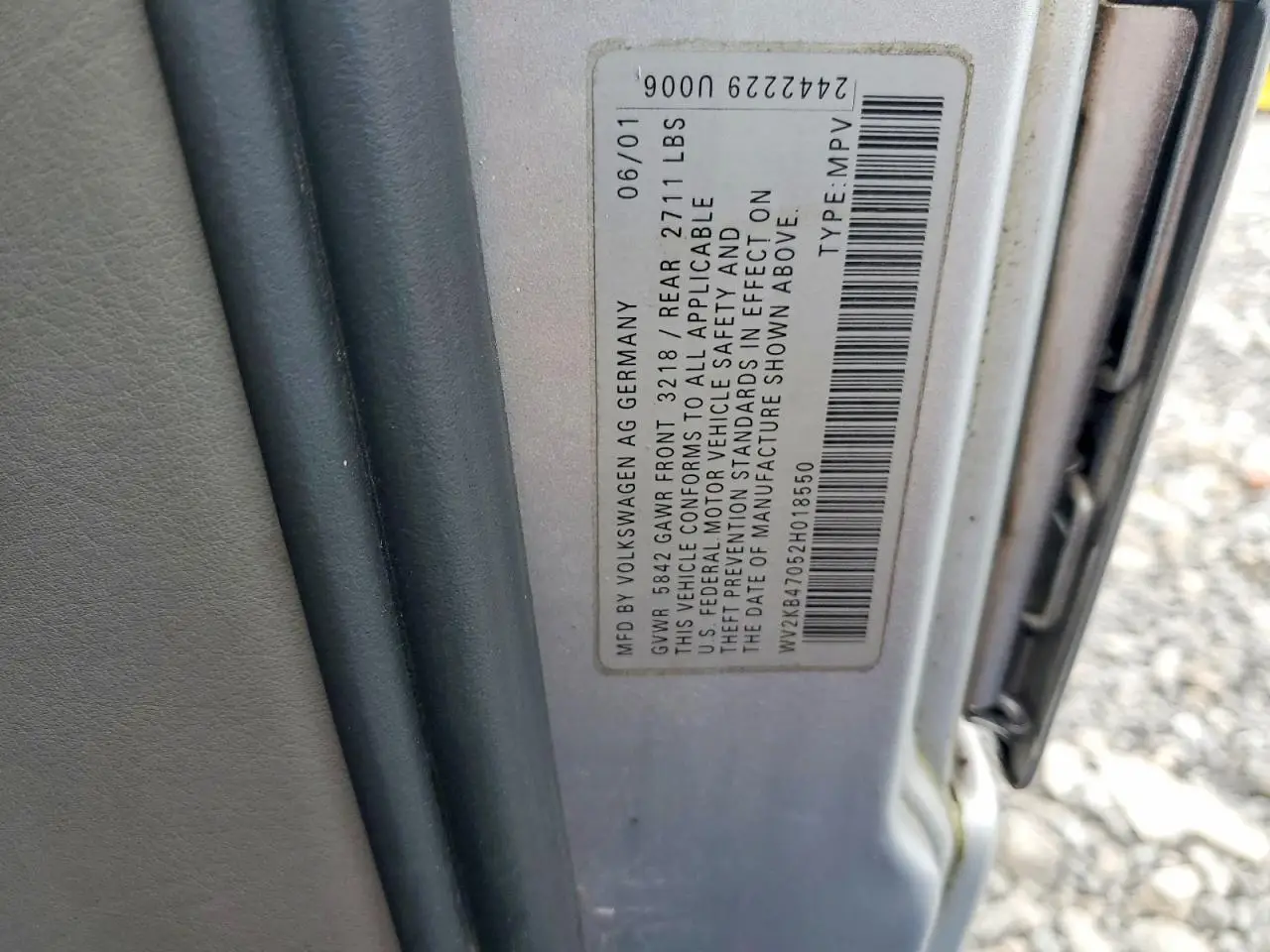 WV2KB47052H018550 VOLKSWAGEN EUROVAN 2002 SILVER Photo 13
