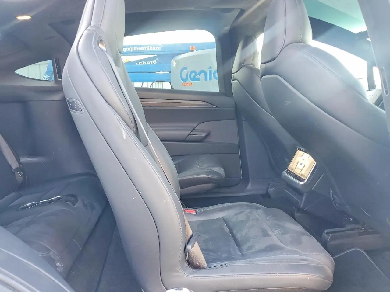 7SAXCBE55RF438648 TESLA MODEL X 2024 WHITE Photo 10