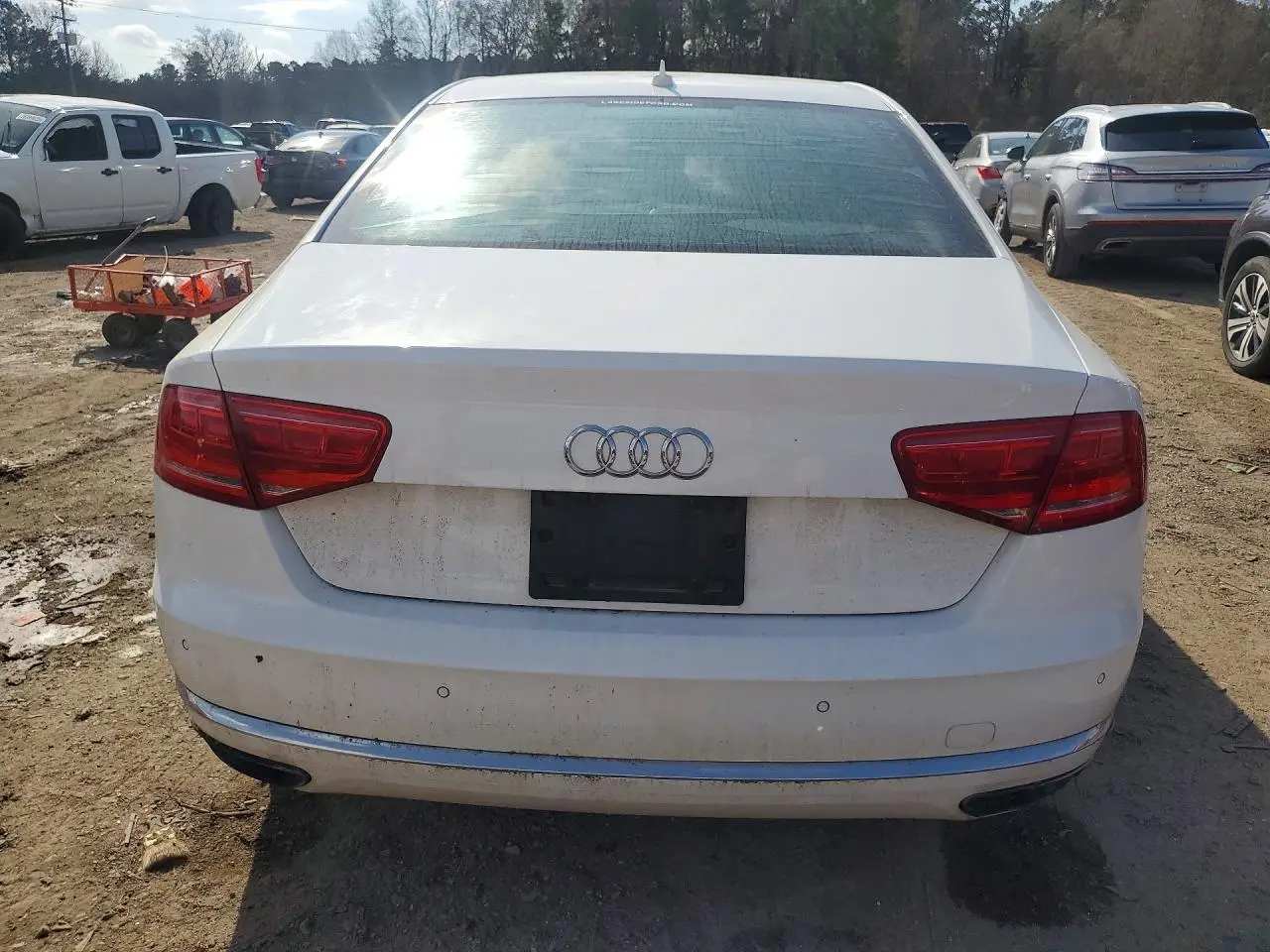 WAUR2AFD9EN003049 AUDI A8 2014 WHITE Photo 6
