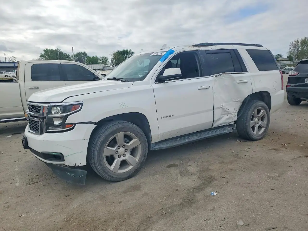 CHEVROLET TAHOE 2019. Lot# 49783596. VIN 1GNSCAKC4KR304791. Photo 1